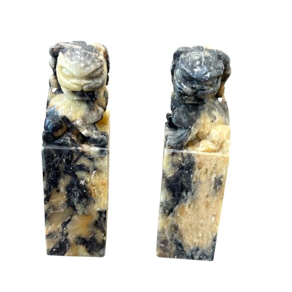Chinese Carved Marble Chinese Stone Mini Foo Dog Bookends Pair - Black & Beige D - Picture 2 of 4